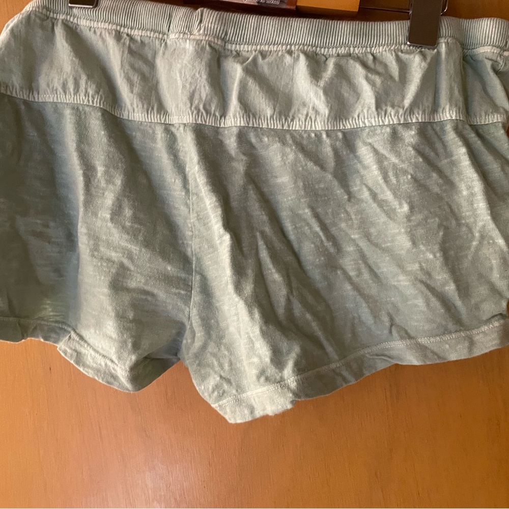 Roxy shorts - Picture 5 of 6